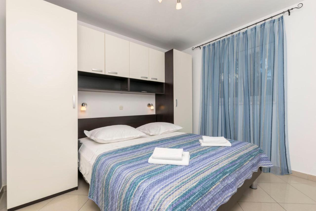Apartments Maja Trogir Eksteriør bilde