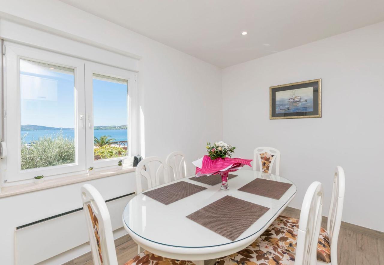 Apartments Maja Trogir Eksteriør bilde